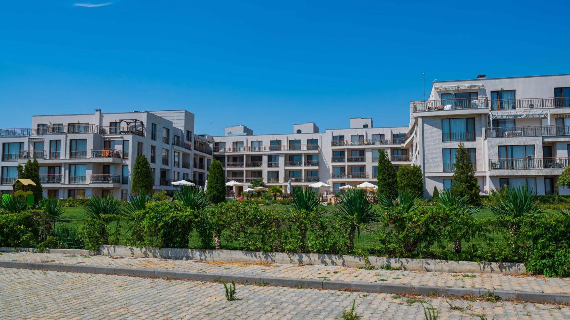 June One Bedroom Sea View Apartment Diamond Beach Resort Sarafovo Buitenkant foto