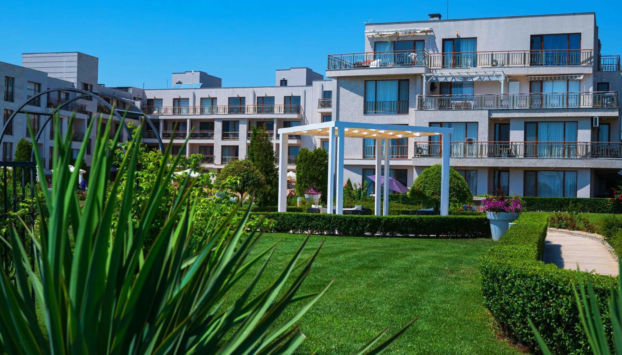 June One Bedroom Sea View Apartment Diamond Beach Resort Sarafovo Buitenkant foto
